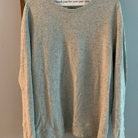 Club Monaco sweater - Picture 2 of 2